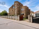 Estate Agents Picture 3