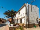 Estate Agents Picture 2