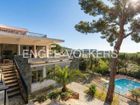 Estate Agents Picture 3