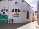 Estate Agents Picture 2